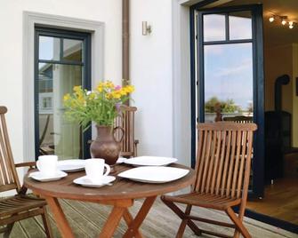 Amazing Apartment In Börgerende - Börgerende-Rethwisch - Essbereich