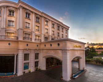 Hotel Le Royal Park - פונדיצ'רי - בניין