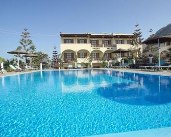 Santa Elena - Kamari - Pool