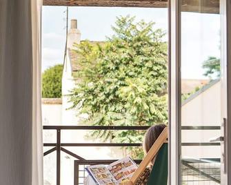 Alfred Hotels Beaune La Madeleine - Beaune - Balcony