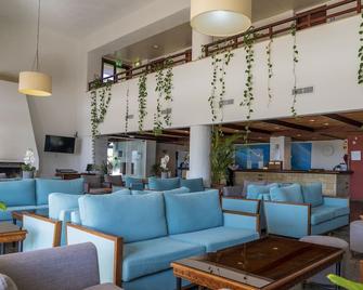 Paphos Gardens Holiday Resort - Pafos - Lounge