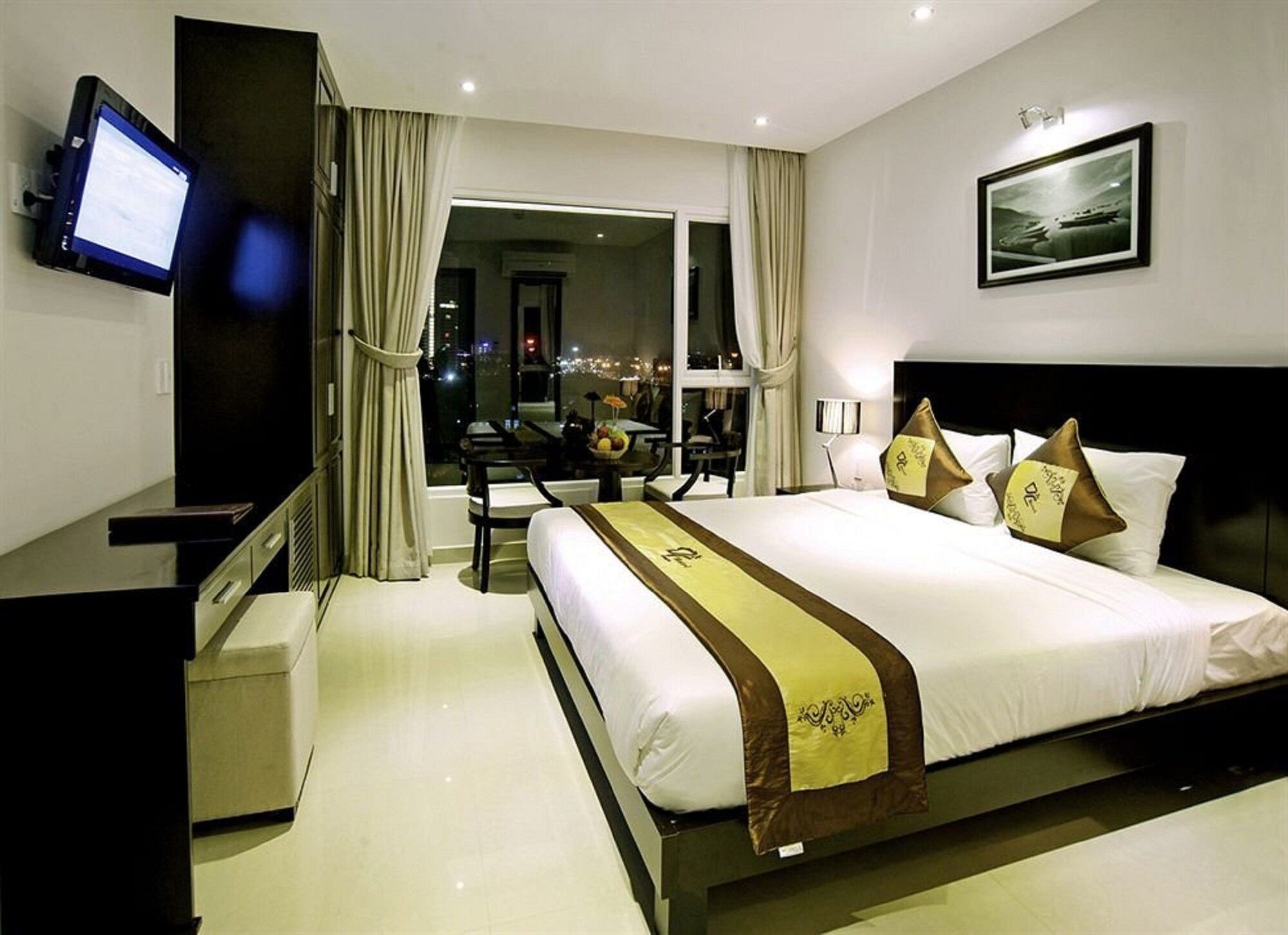 دي آند سي هوتل