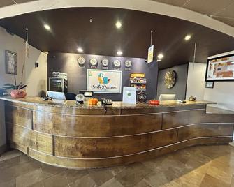 Suite Dreams Motel By Capital O Mattoon I - 57 - Mattoon - Receptie