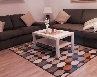 Ferienwohnung-Villa-Helene - Blankenburg (Harz) - Wohnzimmer