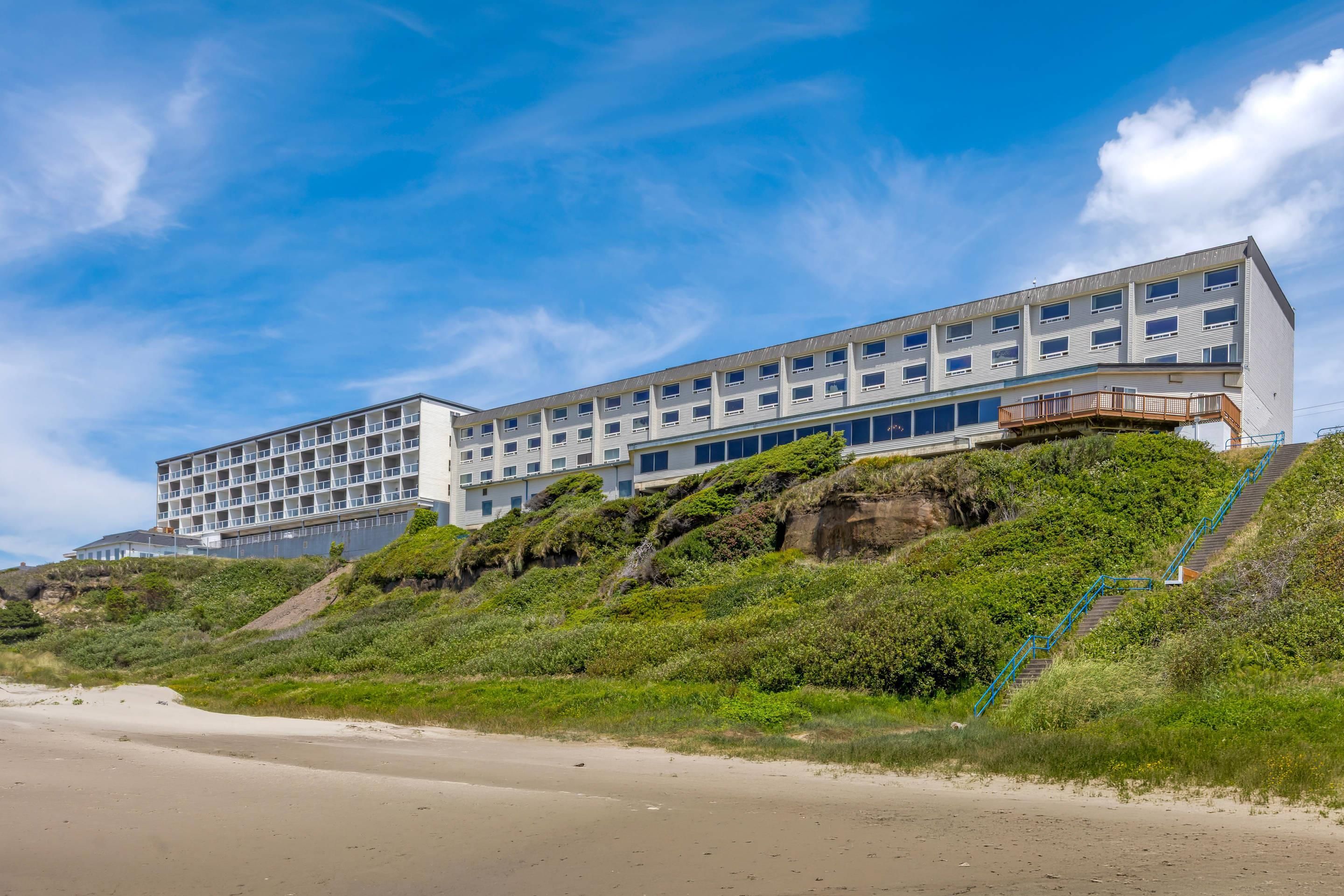 Newport Oceanfront Inn - ניופורט - בניין