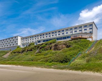 Newport Oceanfront Inn - Newport - Edificio