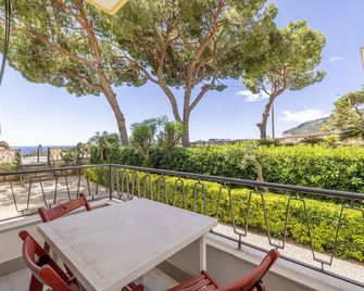 Next to the Beach by Wonderful Italy - Ospedaletti - Balcon