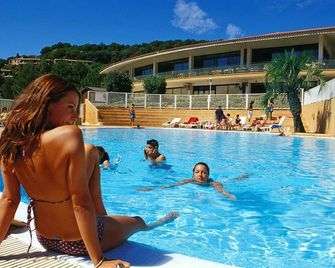 Le Parc Des Chênes - La Croix-Valmer