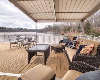 The Best Summer Fun On Hartwell! - Lavonia - Balcony
