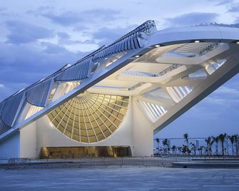 هوتل ريازور - ريو دي جانيرو - مبنى