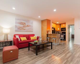 Redwood Place in Heart of Silicon Valley - Sunnyvale - Living room