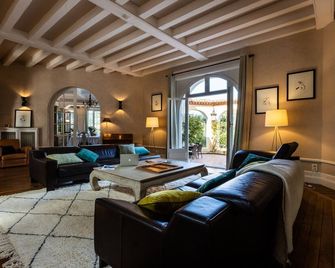 Hacienda Keyweek Large Family Villa With Pool Garden Sauna In Anglet - Anglet - Wohnzimmer