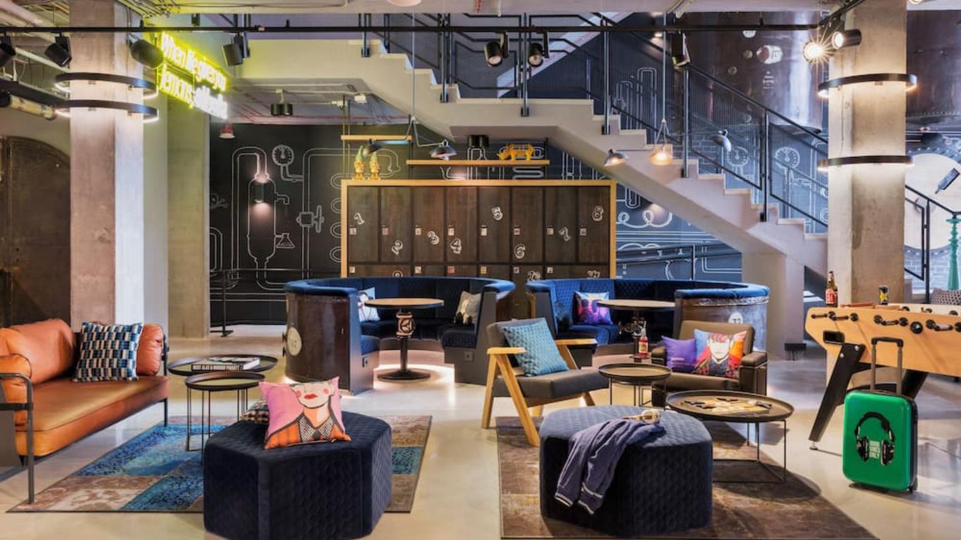 Moxy Warsaw Praga