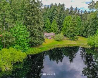 Private Lake House - Puyallup - Golf course