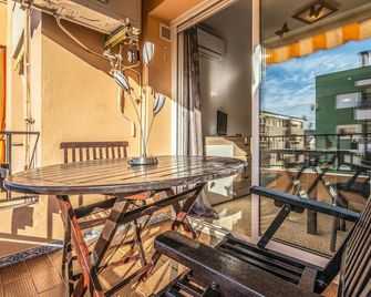 1 Bedroom Gorgeous Apartment In Pineda De Mar - Pineda de Mar - Balkon