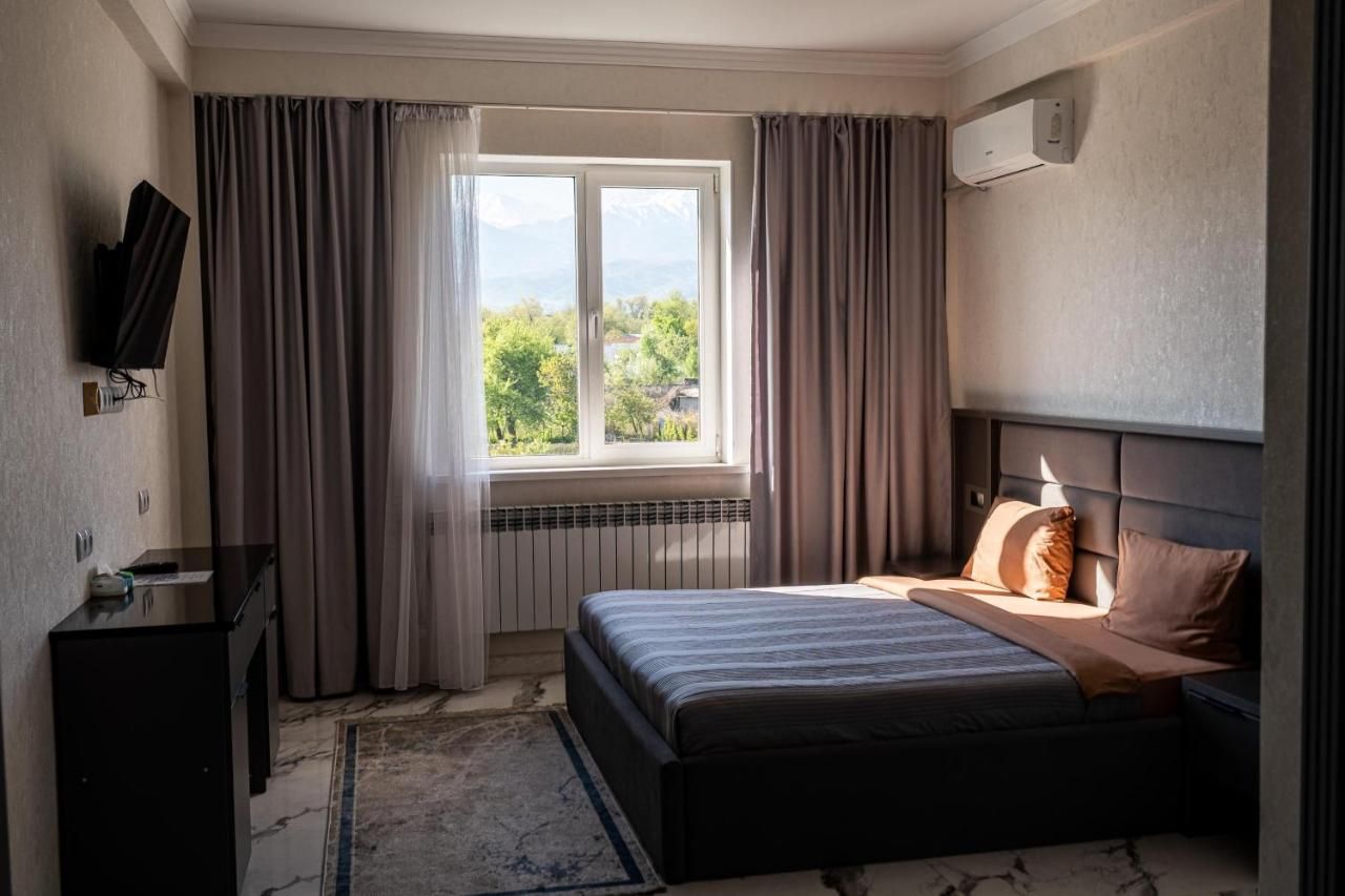 Urban Hotel thumbnail 3