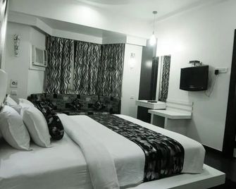Hotel Samdareeya - Jabalpur