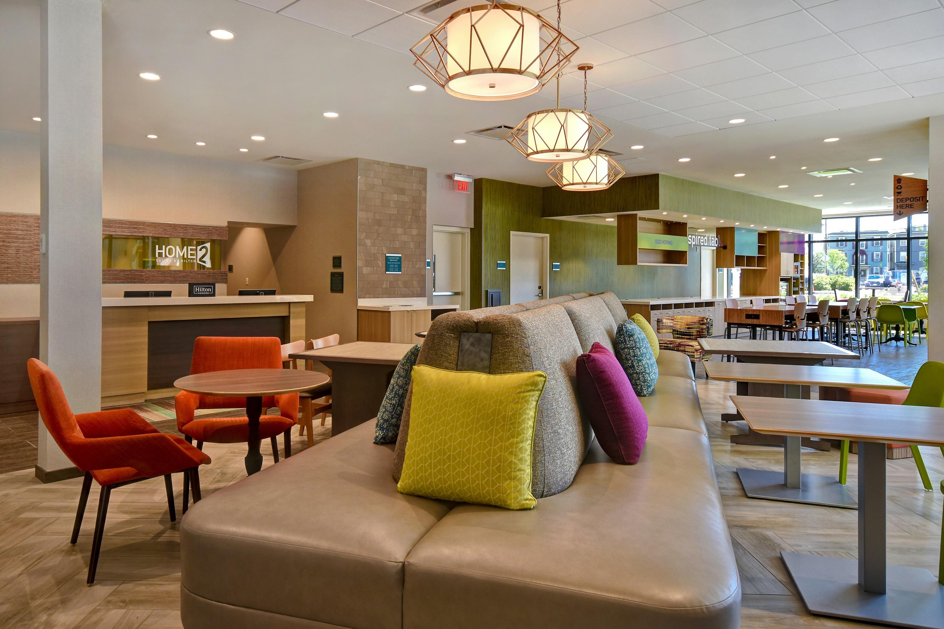 Home2 Suites by Hilton Boston South Bay - Boston - Restaurante