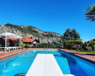 Villa W/Private Swimmingpool (Exclusive Use) Garden & Bbq 3bedrooms 2bathrooms - Ventimiglia - Pool