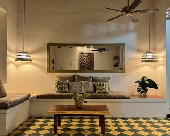 Casa en el Centro Histórico de Santa Marta a dos Calles de la Playa - Santa Marta - Sala