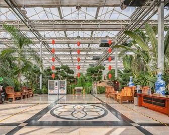 Ningxia Yellow River Golden Coast Garden Hotel - Zhongwei - Lobby