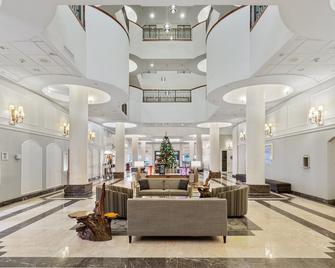 Wyndham Garden Hotel Baronne Plaza - New Orleans - Lobby