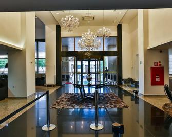 Sj Premium Hotels By Atlantica - Goiânia - Lobby