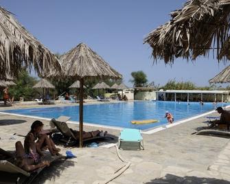 Surfing Beach Village - Santa Maria - Bazén