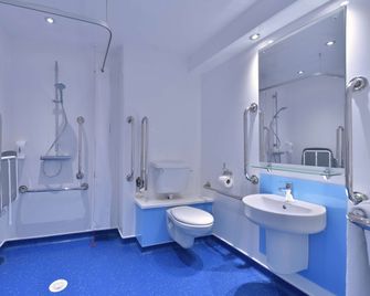Travelodge Barcelona Fira - L'Hospitalet de Llobregat - Salle de bain