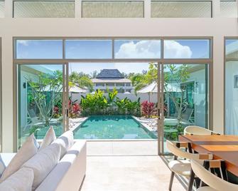 Shambhala Grand Villa - Private Pool Villas by Escape Villas - Top Choice - Guest Favorite - Best Location - Choeng Thale - Pool