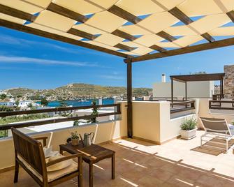 Syra Suites - Ermoupoli - Balkon