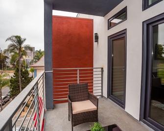 Explore San Diego-Balboa Park-Little Italy-Gaslamp - San Diego - Balcony