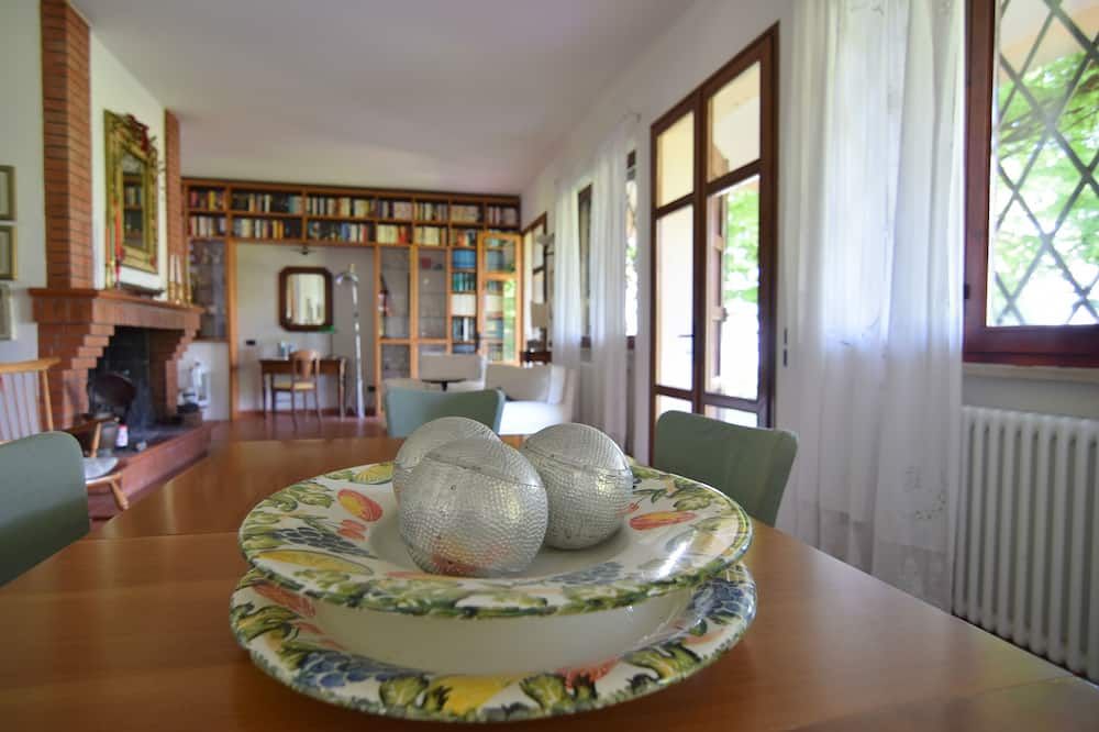 Villa in a fairytale little wood - Forlì - Sala pranzo