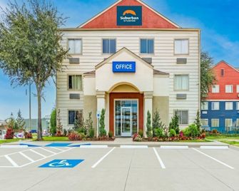 Suburban Studios Dallas Northwest Walnut Hill - Dallas - Rakennus