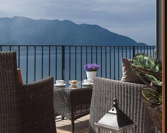 Anna - Miazzina - Balcony