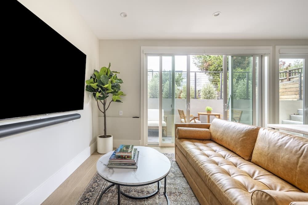 Modern Luxury 3 Br Near Presidio & Gg Park - San Francisco - Living room