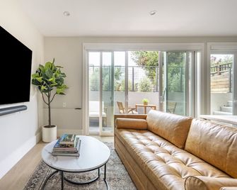 Modern Luxury 3 Br Near Presidio & Gg Park - San Francisco - Living room