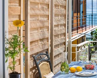 Patriko Beach House - Lefkimmi - Balcon