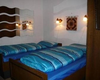 Haus-Sonnenbichl-Wohnung-102 - Oberstdorf - Camera da letto