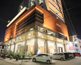 Hotel Remcy - Makassar - Edificio