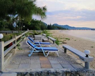 Sea Smile Resort - Prachuap Khiri Khan - Βεράντα