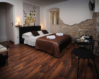 Rooms & Apartment Lasta - Split - Bedroom