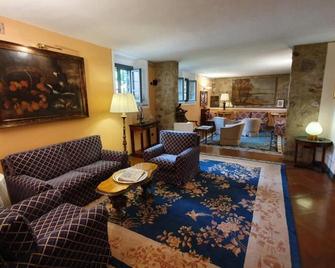 Relais I Due Roccoli - Iseo - Wohnzimmer