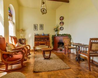 Sherlock - Ooty - Living room