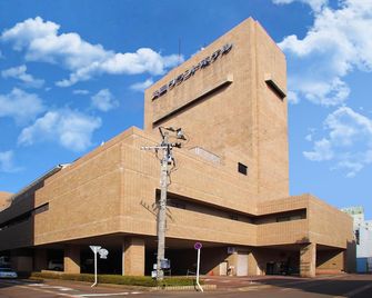 Nagaoka Grand Hotel - Nagaoka - Building