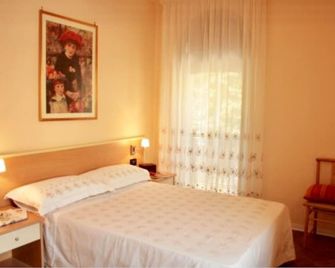 Hotel Sant'Agostino - Sant'Agostino - Habitación