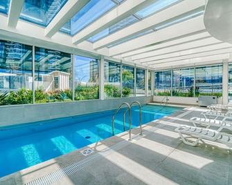 Galerna Home 2br W/Balcony, Wifi & Parking. - Concon - Pool