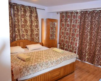 Hotel Palestine - Pahalgam - Habitación