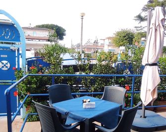 Coccinella - Sabaudia - Balkon
