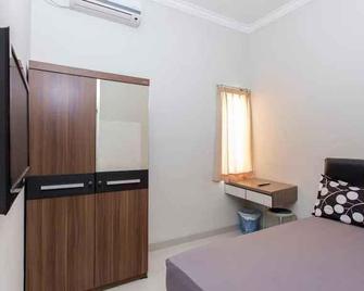 Comfort House ( Married Couple Concept ) - Balikpapan - Chambre